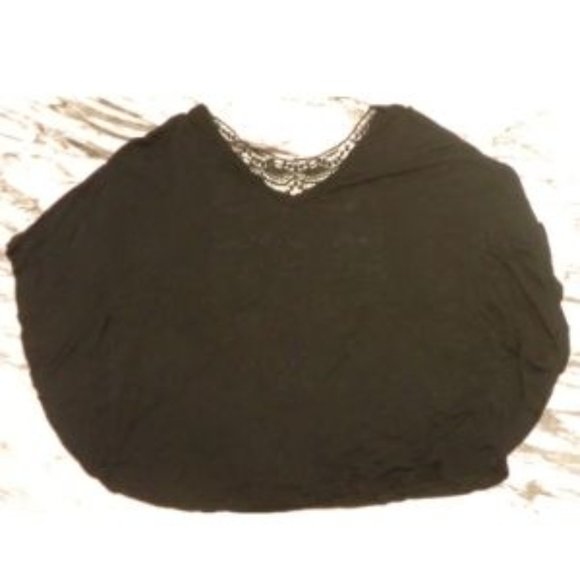 Lace Back Batwing Top - Picture 3 of 3